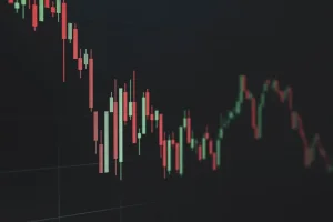 Ціни на біткоїн можуть впасти до $30,000 через продажі інституцій