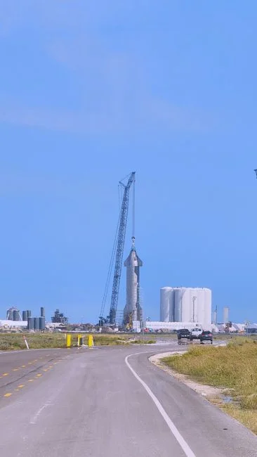 Чому SpaceX оцінюється в 2.6 трильйона доларів, а Bitcoin — ні?