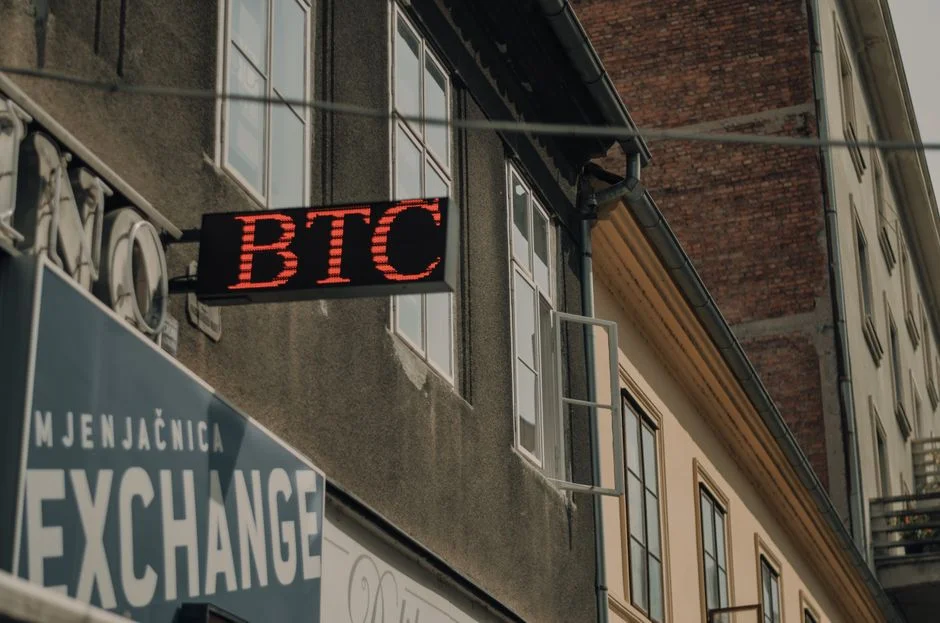Binance закриває свої послуги в Європі, EthLabs рятує Ethereum