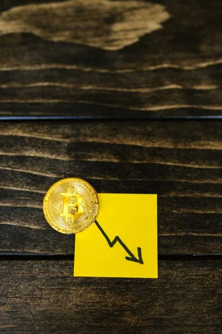 Криптовалюти під тиском: Coinbase та Circle відстають від великих технологій