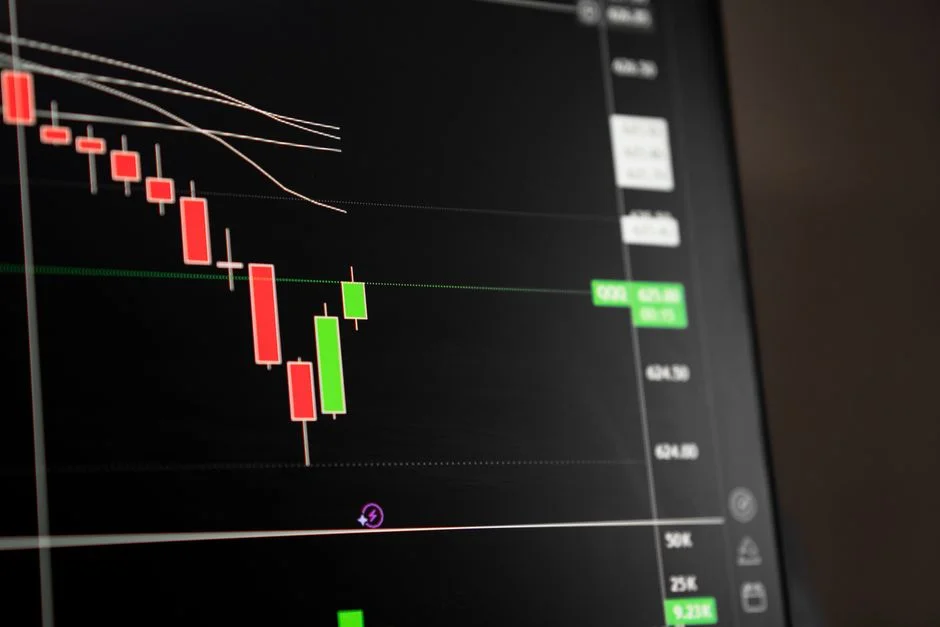 Американський Bitcoin: Чому акції Трампа впали на 8.4%