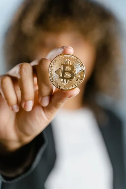Біткоїн та японська єна: чому криптовалюта відстає
